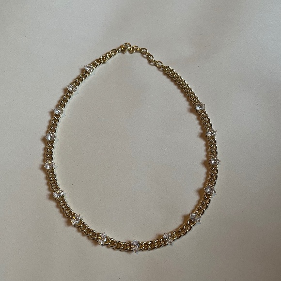 KENDRA SCOTT Cailin Crystal Chain Gold Embellished Gold Plated Zirconia Necklace - Picture 3 of 6